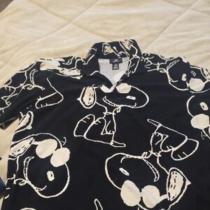 H&M Black and White Graphic Polo Shirt